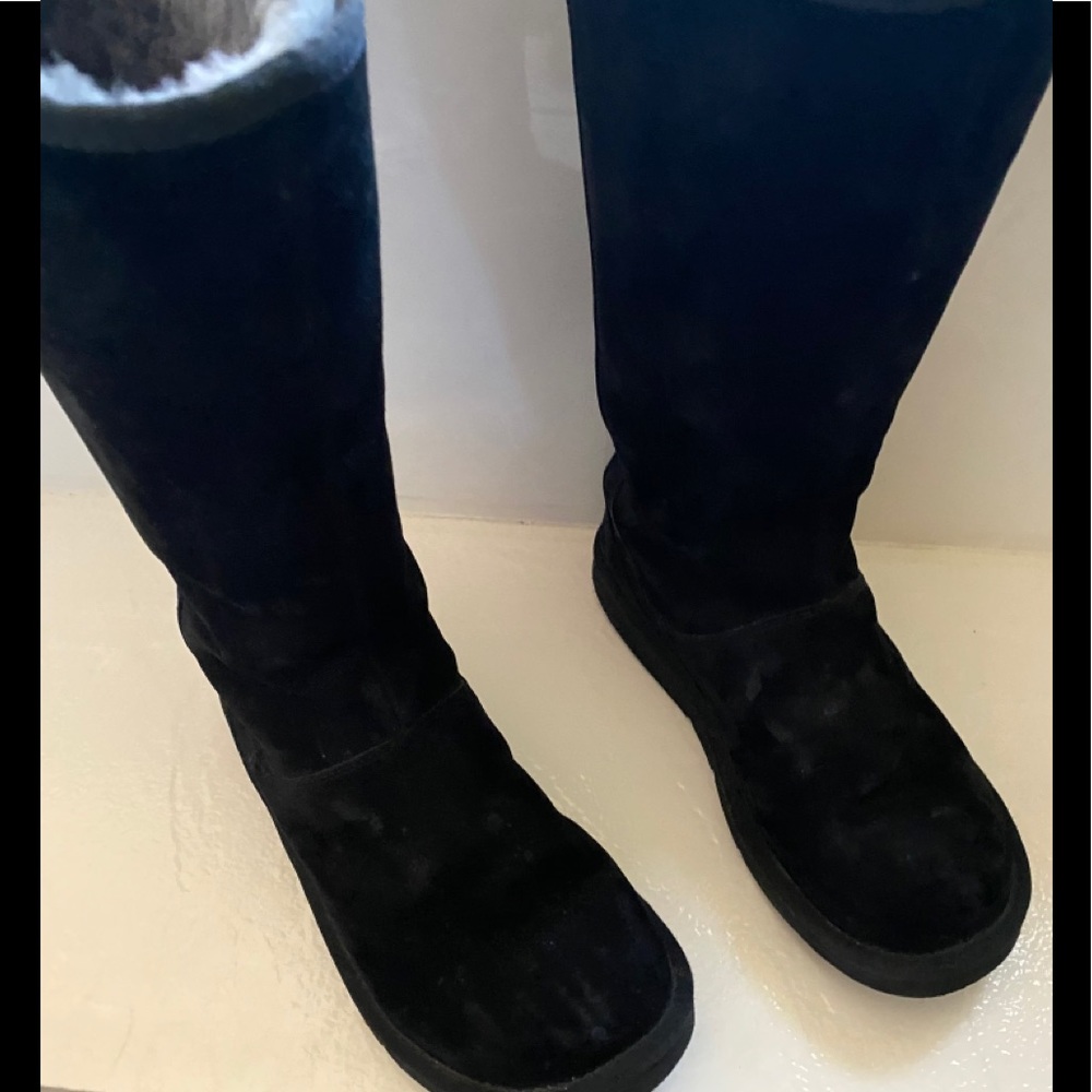 UGG Australia Black Suede Boots 9 zipper